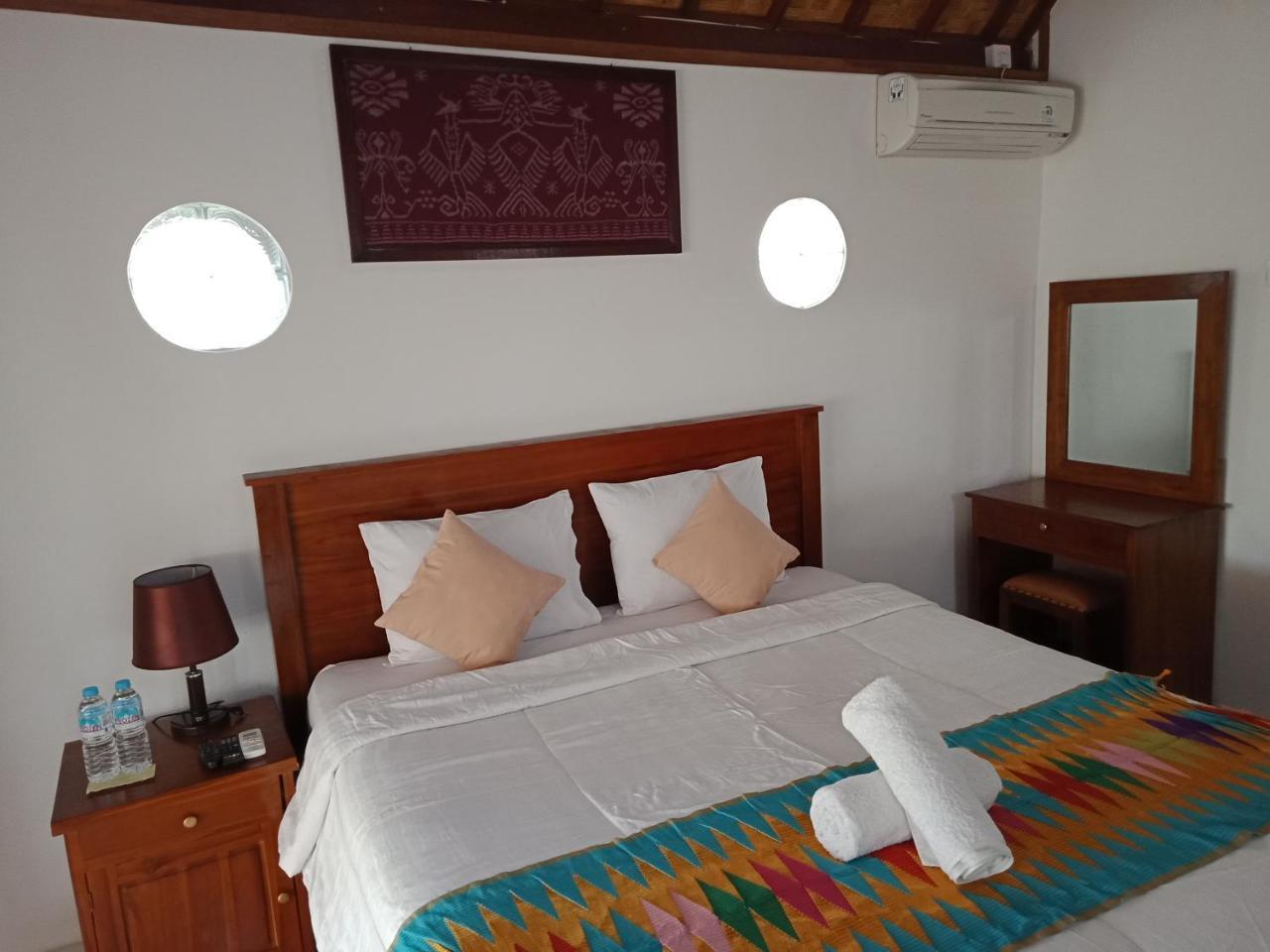 The Umah Prahu Hotel Batununggul Luaran gambar