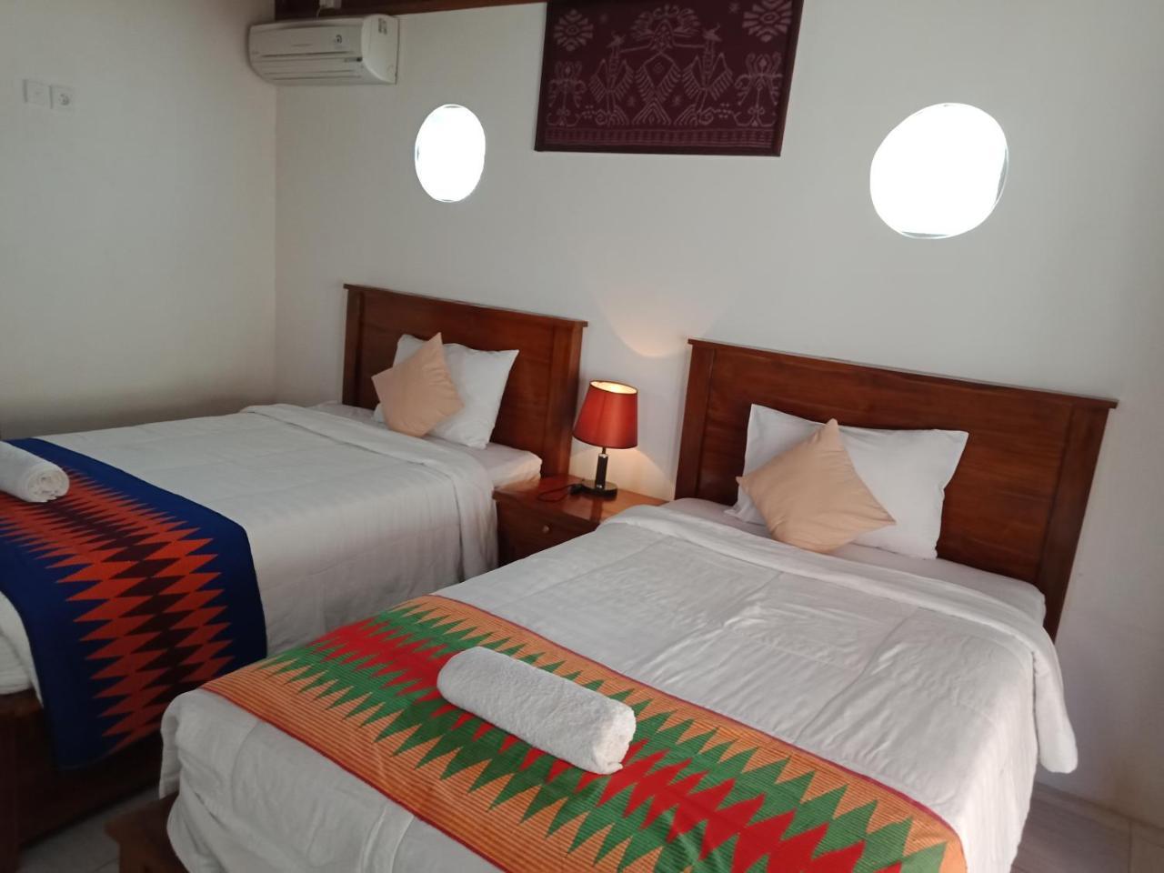 The Umah Prahu Hotel Batununggul Luaran gambar