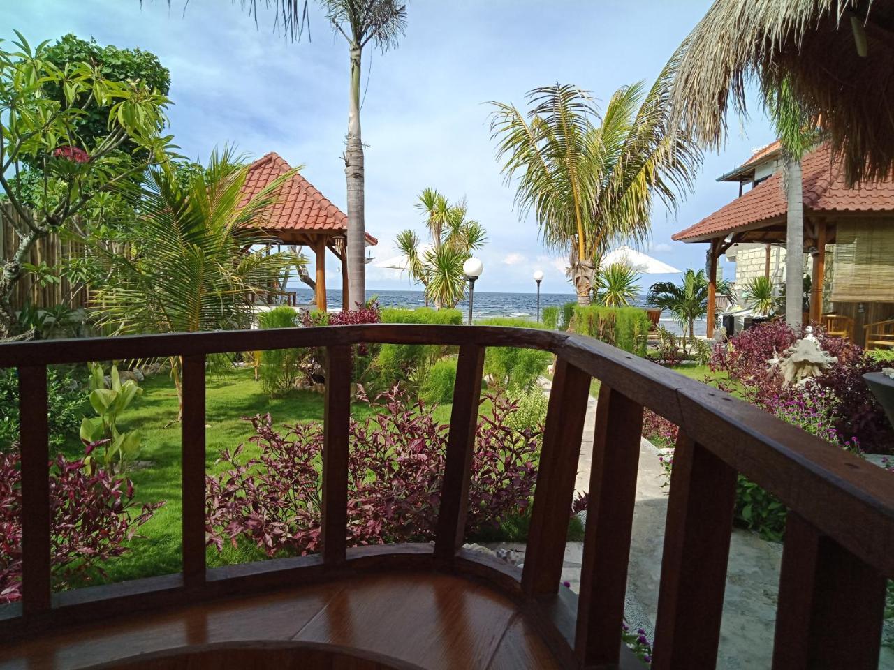 The Umah Prahu Hotel Batununggul Luaran gambar